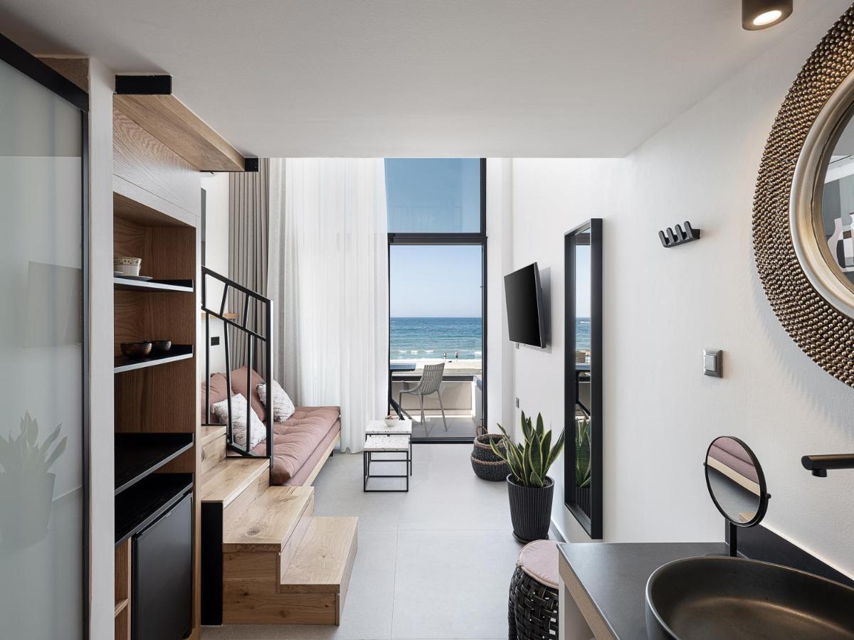 Calla Luxury Seafront Suites Rethymno  Exterior photo
