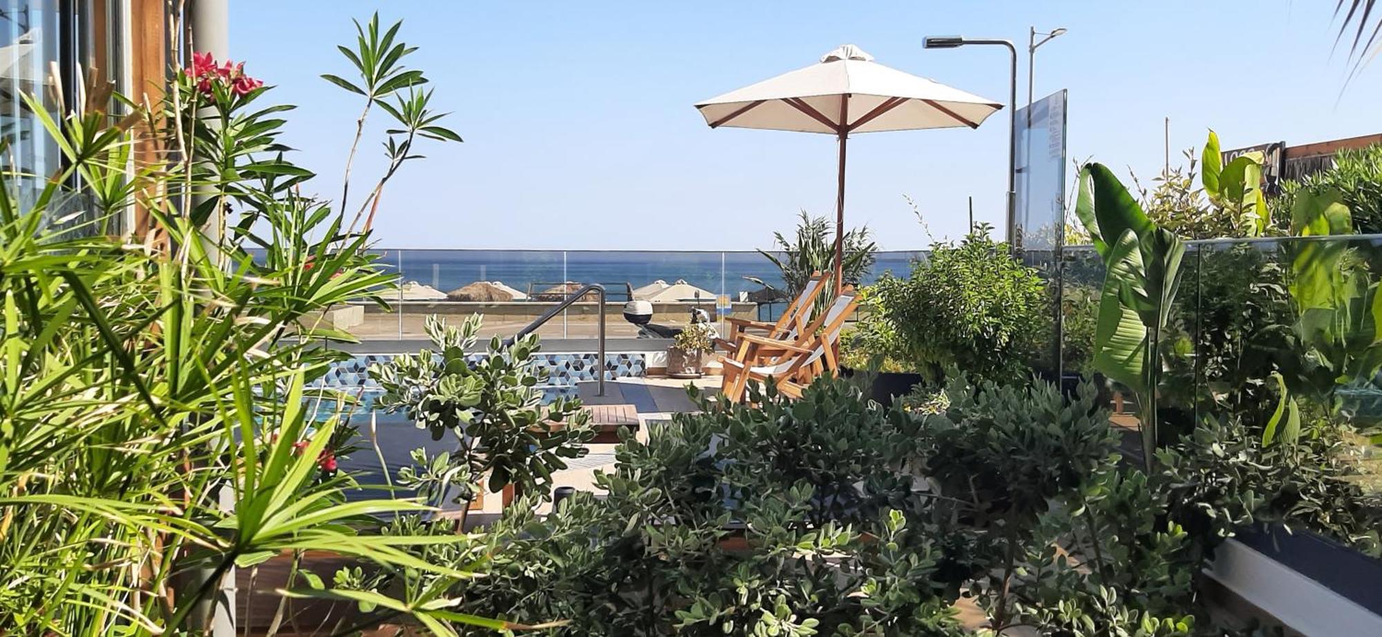 Calla Luxury Seafront Suites Rethymno  Exterior photo